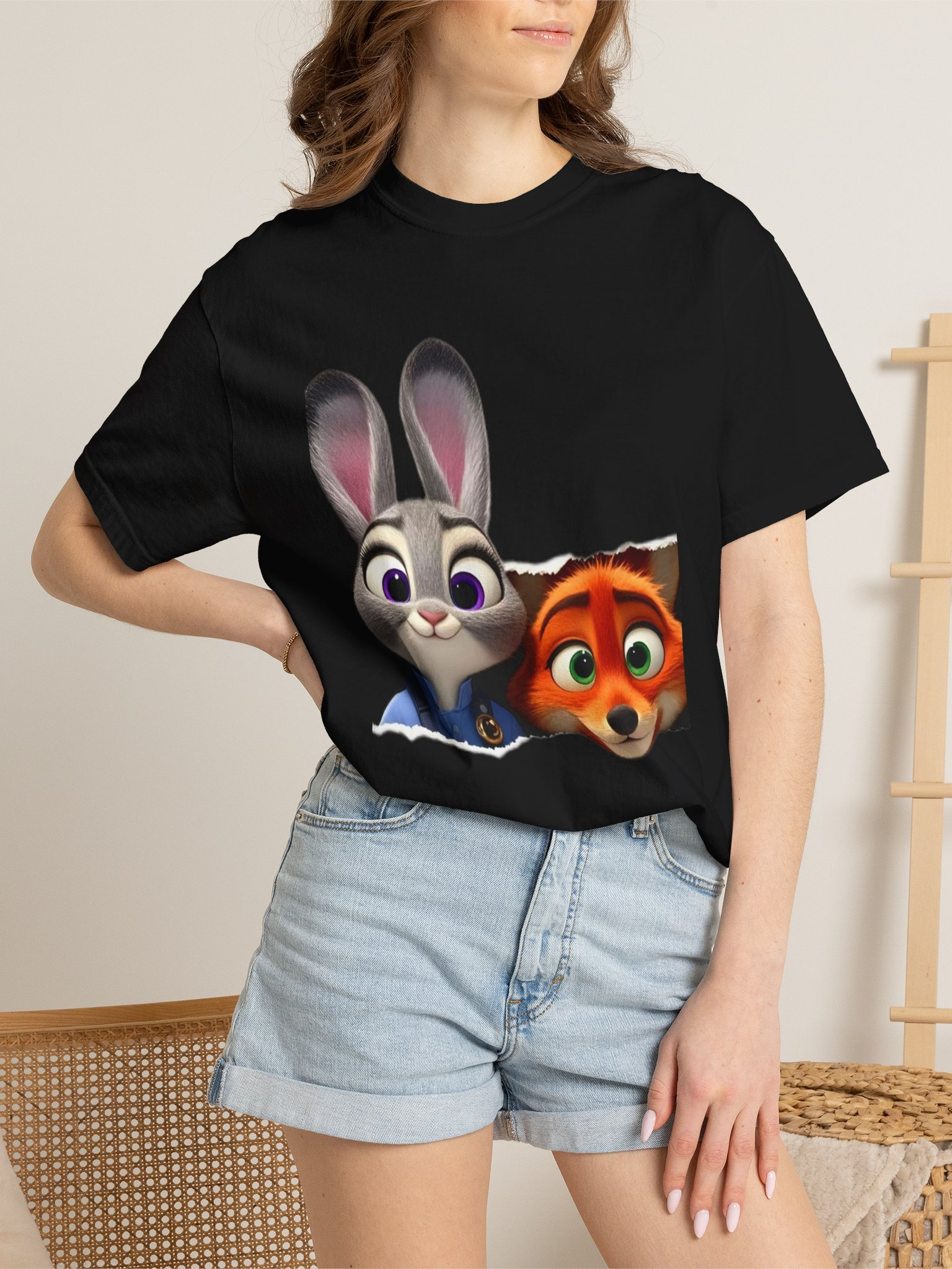 ZOOTOPIA futbolka, Cute Bunny & Fox dizayn. Premium style. Unisex futbolka